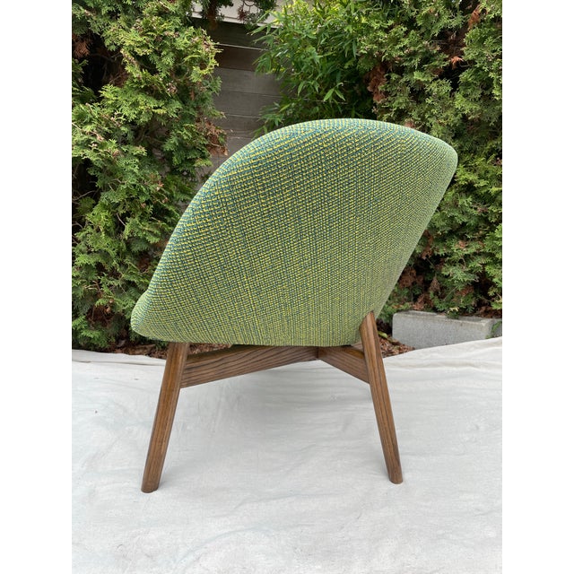 Early 21st Century Keilhauer 71150 Walnut Lounge Chair Mid-Century Inspired For Sale - Image 5 of 12