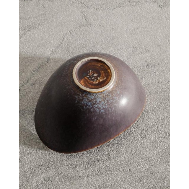 Mid-Century Swedish Stoneware Aro Bowl by Gunnar Nylund for Rörstrand, 1950s For Sale - Image 3 of 5