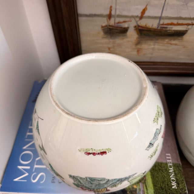 Pair of Vintage Chinese Melon Jars For Sale - Image 4 of 7