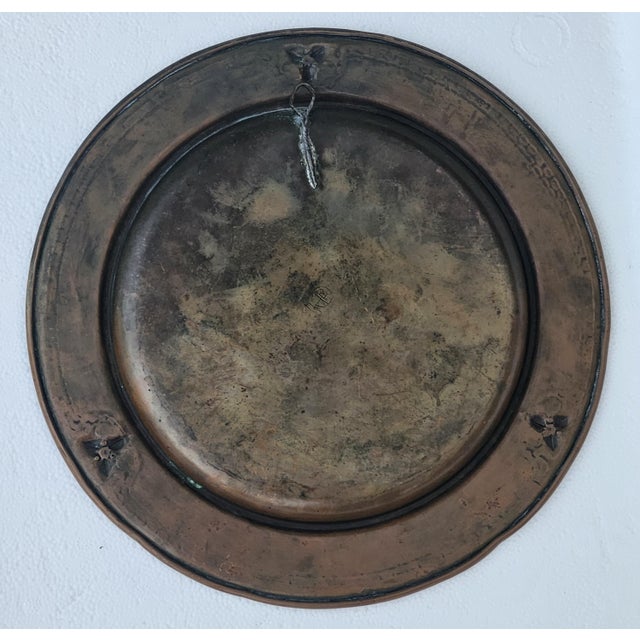 Brown Roycroft Arts & Crafts Copper Charger – Hand‑Hammered, Mission Era 1900s For Sale - Image 8 of 17