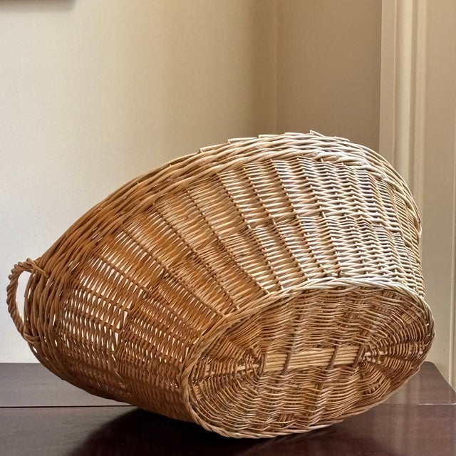 Vintage European-Style Laundry Basket For Sale - Image 4 of 16