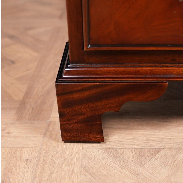 Mahogany Bachelors Chest For Sale - Image 6 of 11