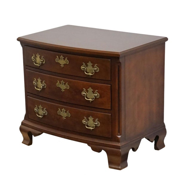 Henredon Late 20th Century Henredon Furniture Salem Collection Solid Mahogany Traditional Style 28" Three Nightstand 5501-06 For Sale - Image 4 of 13