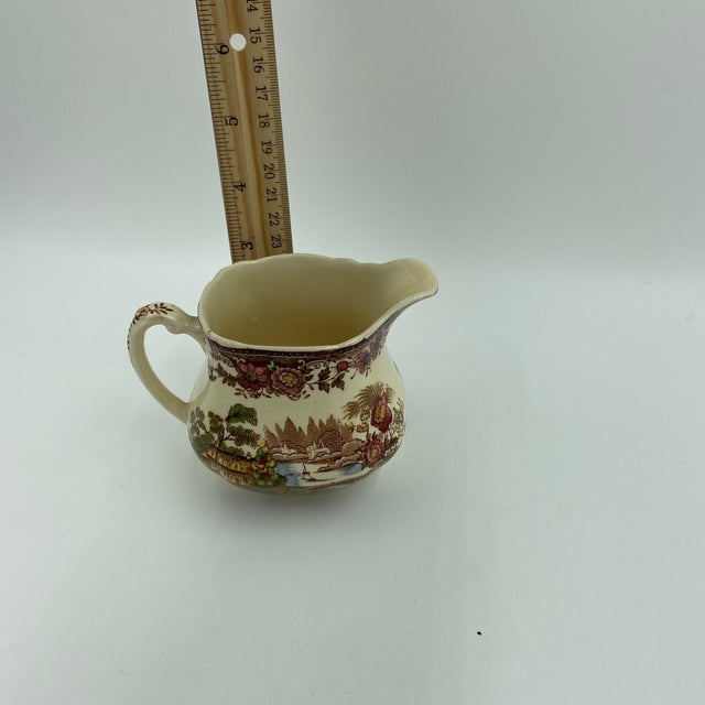 Vintage Royal Staffordshire "Tonquin" Creamer and Sugar Bowl Set by Clarice Cliff For Sale - Image 11 of 12
