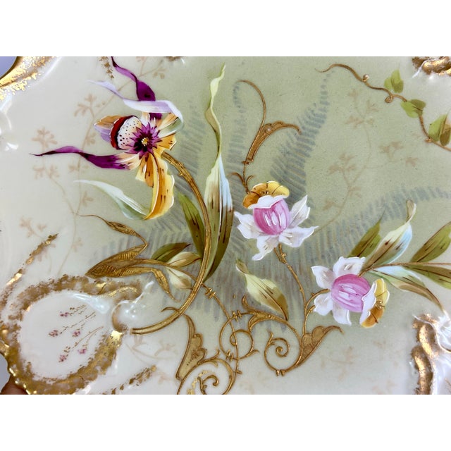 French Antique Limoges Hand-Painted Porcelain Platter, Gilt Scalloped Rim, c.1890s For Sale - Image 3 of 12