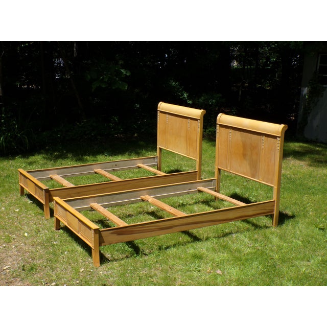 Vintage Pair 1920's Neoclassical Adams Style Twin Beds For Sale - Image 12 of 16