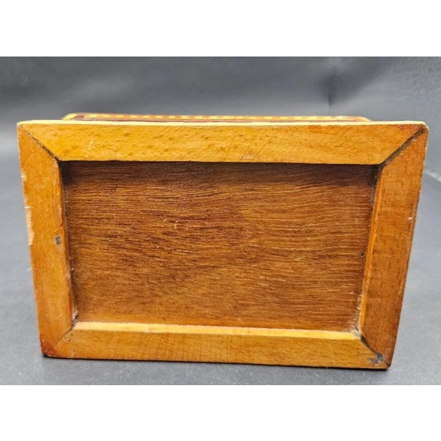 Wood Vintage 1980s Moroccan Marquetry Mother of Pearl Trinket Jewelry Table Box For Sale - Image 7 of 9