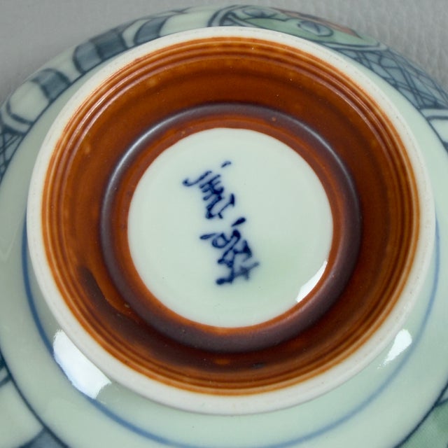 Antique Imari Style Enamelled Porcelain Bowls, 20th Century, Set of 6 For Sale - Image 9 of 12