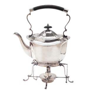 Early 20th Century Silverplate Sheffield English Tea Pot & Warmer For Sale