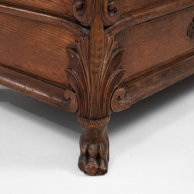 19th Century Italian Wooden Trunk In Original Patina For Sale - Image 13 of 18