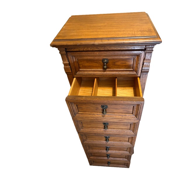 Vintage Drexel Guildhall Oak Lingerie Chest, 7 Drawers For Sale In Orlando - Image 6 of 12
