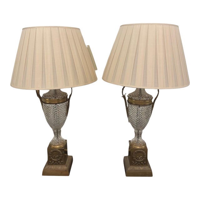 Pair of Vintage Bronze Ormolu Table Lamps For Sale