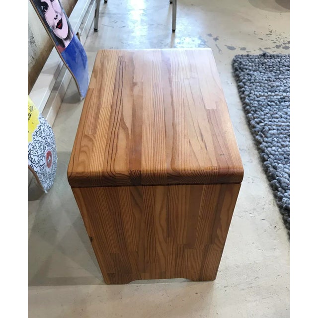 French Pine S14 Les Arcs Bench attributed to Charlotte Perriand, 1970s For Sale - Image 3 of 6
