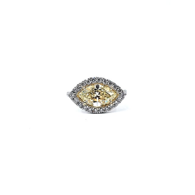 2.36 Ct Gia Certified Natural Yellow Marquise Diamond Ring Size 6.5 For Sale - Image 9 of 10