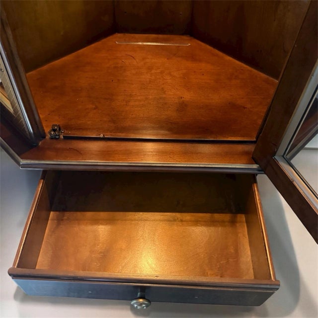 Vintage Hand-Painted Chinoiserie Lighted Corner Curio Cabinet – Signed by Faye Keller, Attributed For Sale - Image 6 of 12