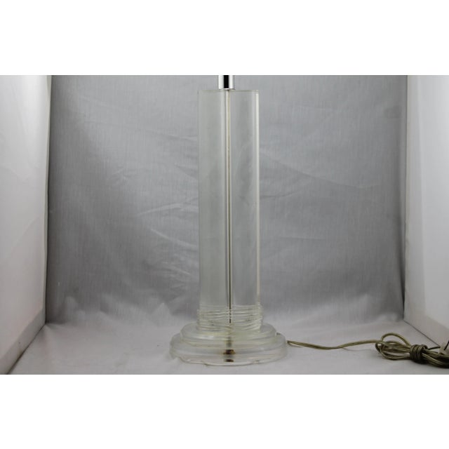 Mid-Century Modern Mid-Century Tri Column Lucite Lamp For Sale - Image 3 of 11