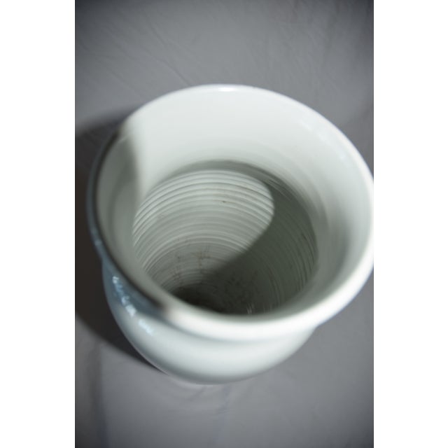 Blue 19th Century Chinese Blue and White Porcelain Vase For Sale - Image 8 of 11