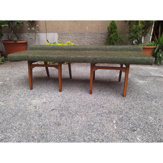 Mid-Century Modern Bench in Light Wood with Green Fabric, 1960s For Sale - Image 3 of 14
