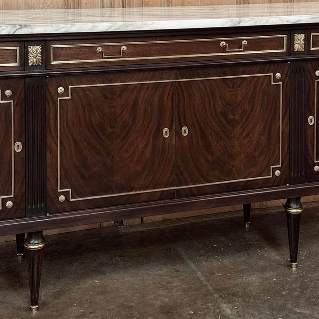 19th Century French Louis XVI Mahogany Buffet With Carrara Marble Top For Sale In Dallas - Image 6 of 18