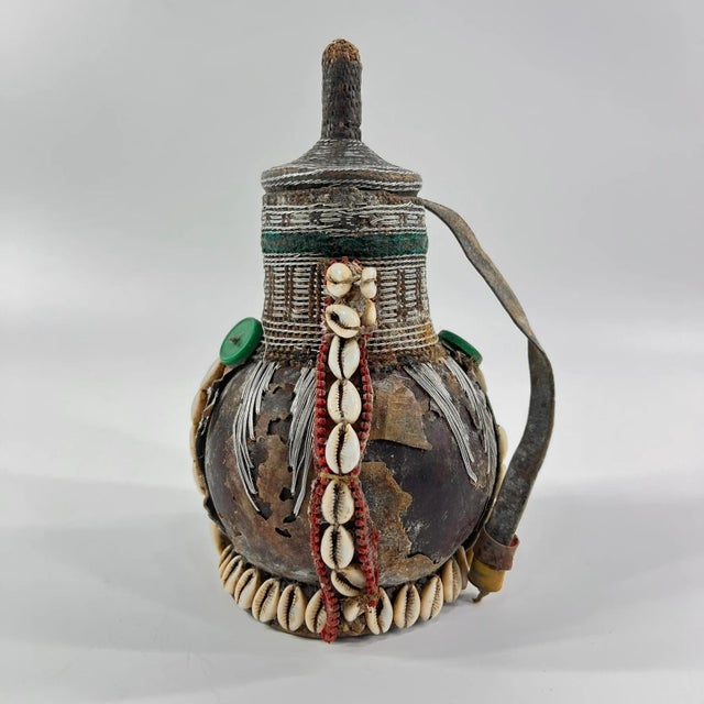 Early 20th Century Early 20th Century Ethiopian Small Milk Jug with Lid For Sale - Image 5 of 11