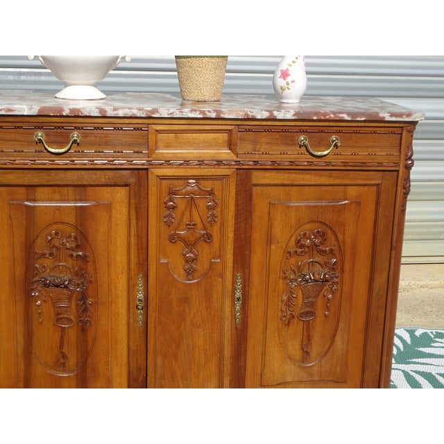 Art Deco Buffet in Walnut and Aleppo Breccia, 1920s For Sale - Image 4 of 18