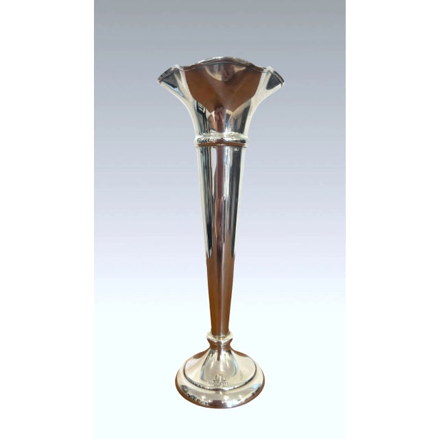 Walker & Hall Antique Walker & Hall Sterling Silver Trumpet Vase English C1924 (Mappin & Webb) For Sale - Image 4 of 12