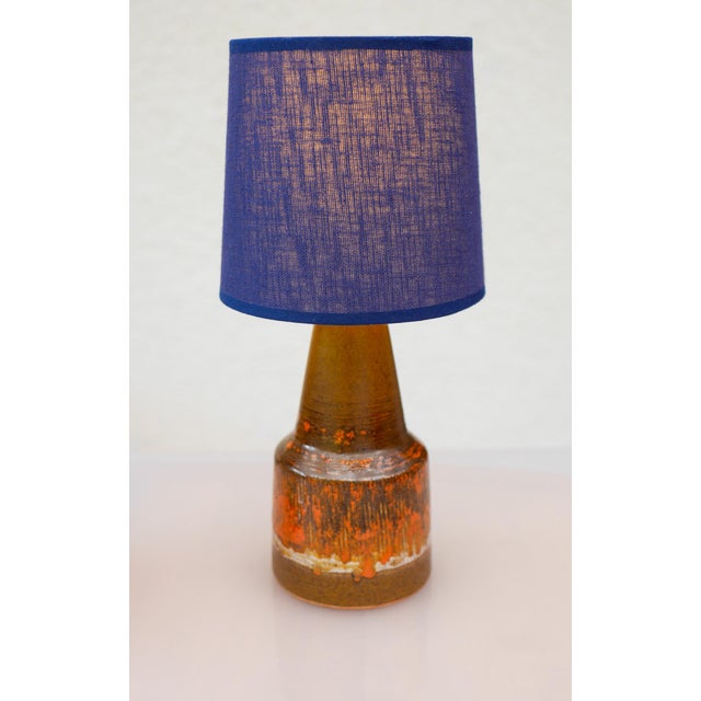 Tan Mid-Century Modern Pottery Lamp from Tilgmans, 1960s For Sale - Image 8 of 11