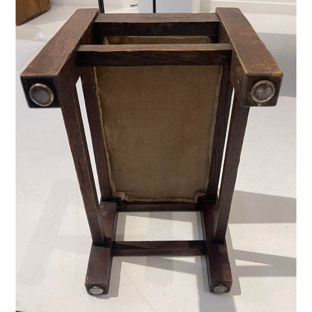 Wood Mid 20th Century English Country / Ralph Lauren Style Needlepoint Footstool – Petite Rustic Stool For Sale - Image 7 of 7