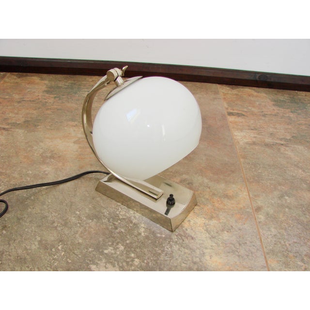 Silver Art Deco Lamp in Nickel-Plated Brass and Glass, 1940s For Sale - Image 8 of 9