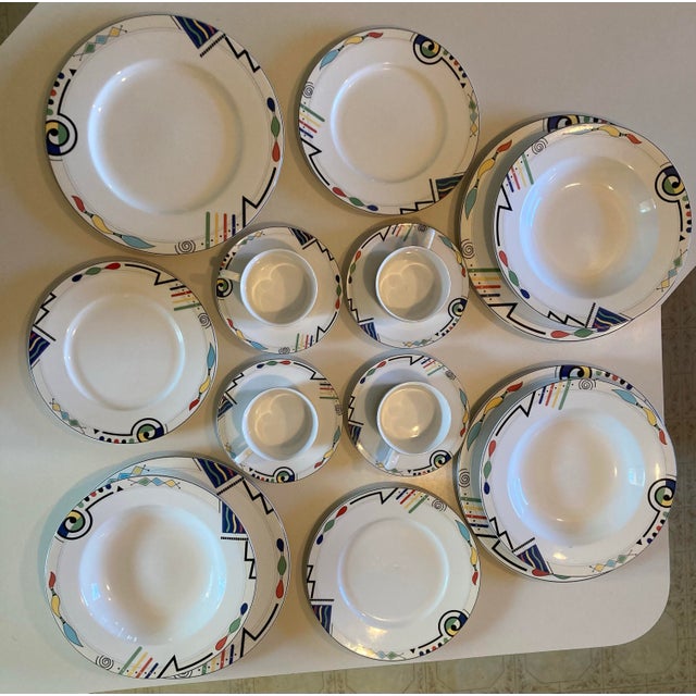 Postmodern 1980s Mikasa Ultima + Super Strong Fine China Set Hk 232 Headline - Set of 18 For Sale - Image 3 of 4