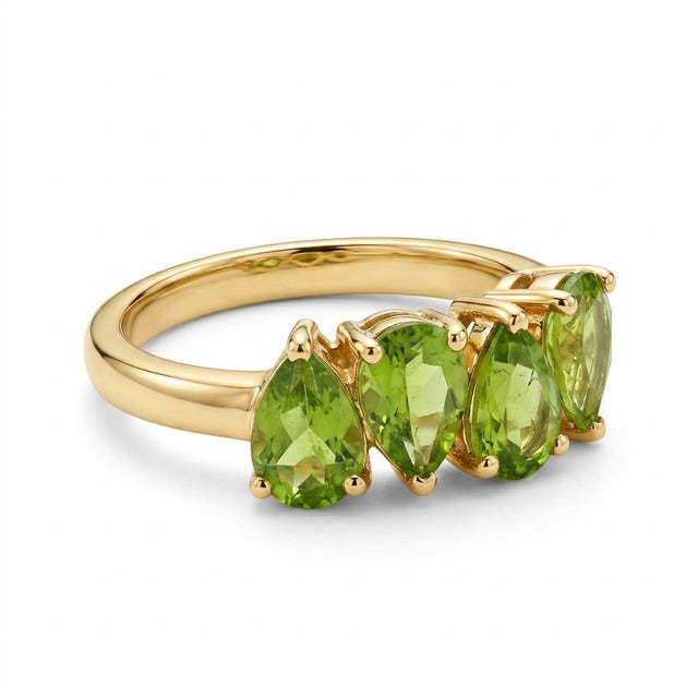 Natural Peridot 4-Stone Ring • Pear Shape Teardrop August Birthstone Ring Us 7 For Sale - Image 4 of 4