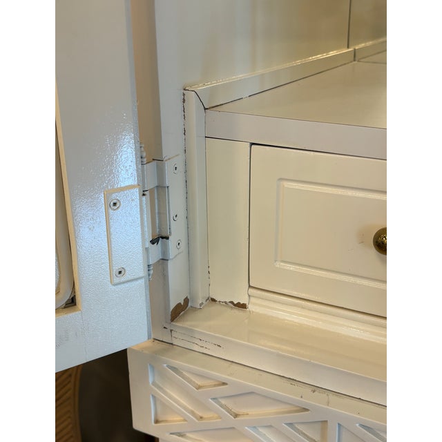 Glass Vintage Fret Fretwork Chippendale Mirrored Bells Pagoda Cabinet Armoire Bar For Sale - Image 7 of 12