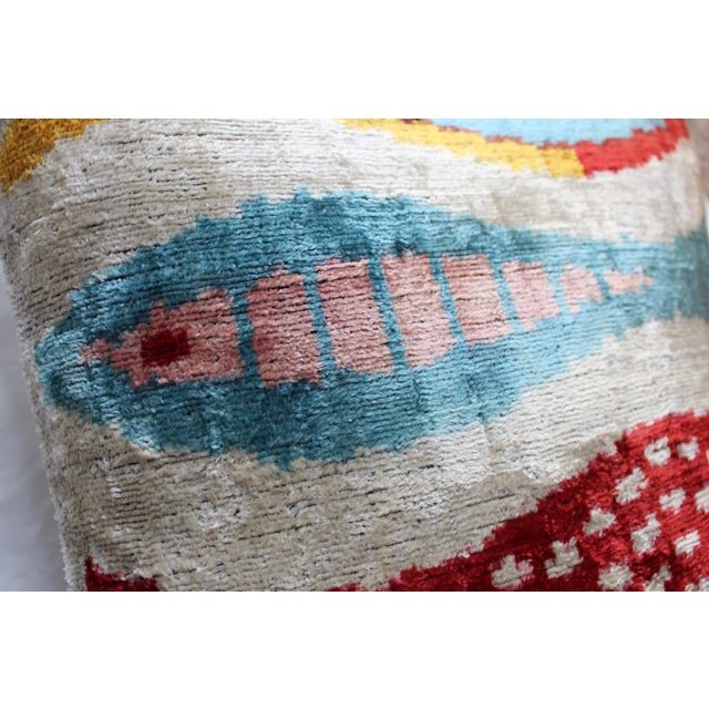 Contemporary Contemporary Silk Velvet Ikat Pillow Cover Bohemian Pillow For Sale - Image 3 of 13