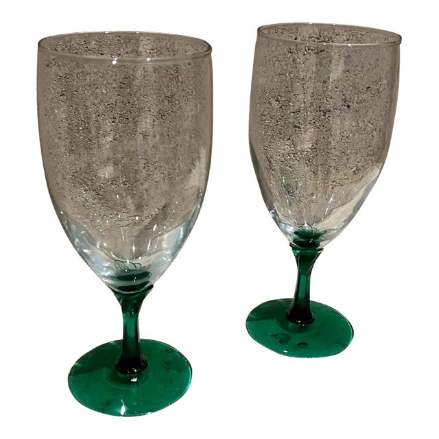 1970s Pair of Green Stem Wine Water Goblet Glasses For Sale