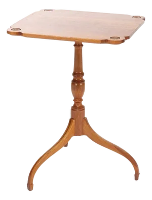 Antique Federal Style Mahogany Tilt Top Table With Spider Legs C1920