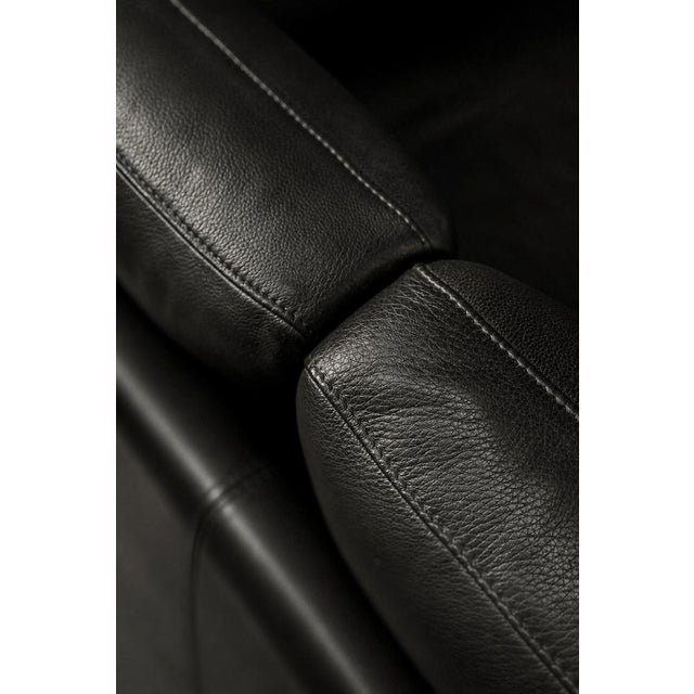 Mid-Century Danish Modern Two-Seater Black Leather Sofa, 1970s For Sale - Image 12 of 18