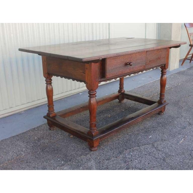 18th Century Pennsylvania Walnut Tavern Table For Sale - Image 4 of 9