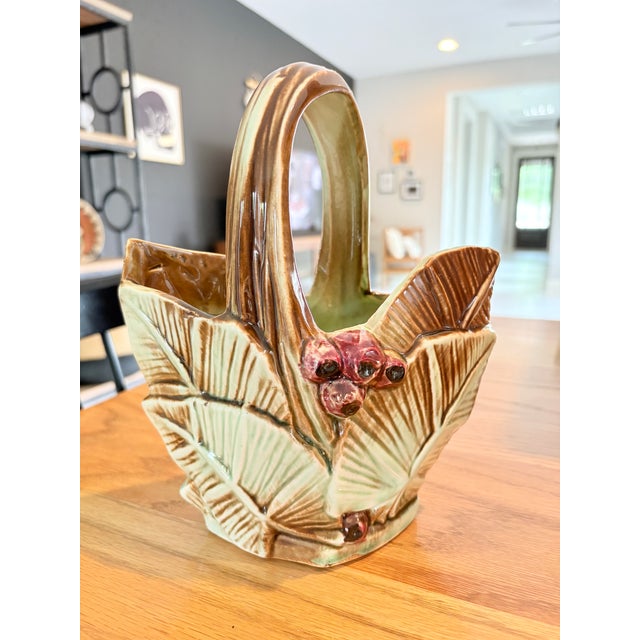 1940s Mid-Century Authentic McCoy Ceramic Leaves & Berries Basket Planter For Sale In Austin - Image 6 of 6