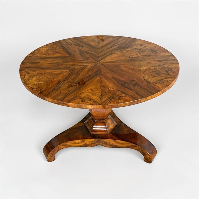 Biedermeier Round Walnut Table, Germany, 1840 For Sale - Image 12 of 12