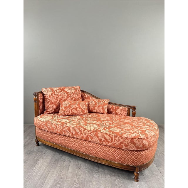 Textile 20th Century Louis XVI Chaise Lounge in Fabric with Floral Decoration For Sale - Image 7 of 13