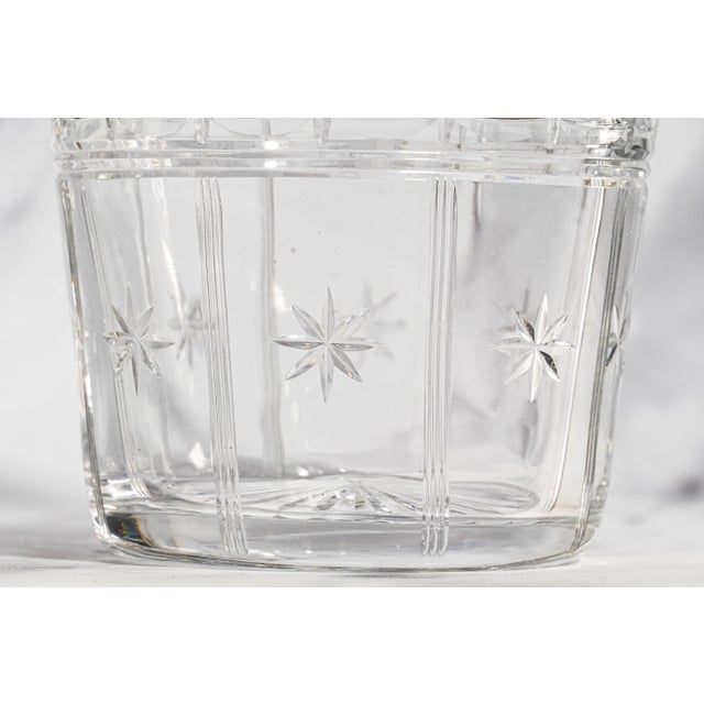 1910s Brilliant English Vintage Crystal Ice Bucket Silverplate Rim Handle Luxury Barware Home Decor For Sale - Image 5 of 10