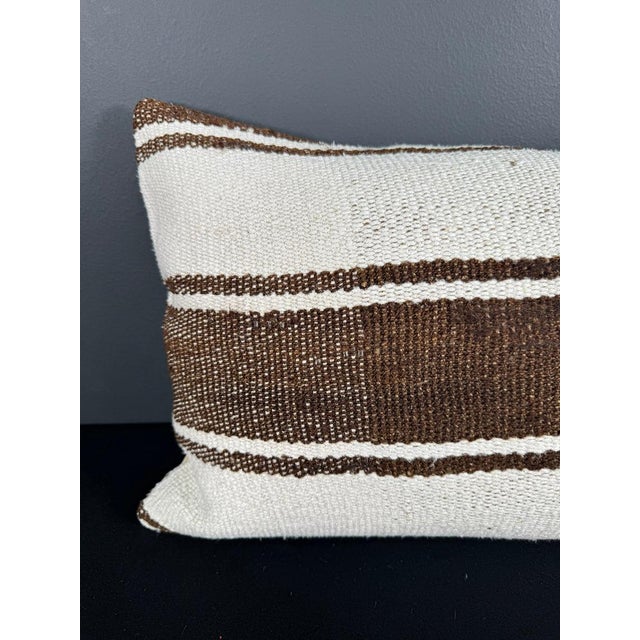 Contemporary Turkish Hemp Pillow Cushion Natural Beige Brown Pillow Cushion Cover 16" x 24" For Sale - Image 3 of 4
