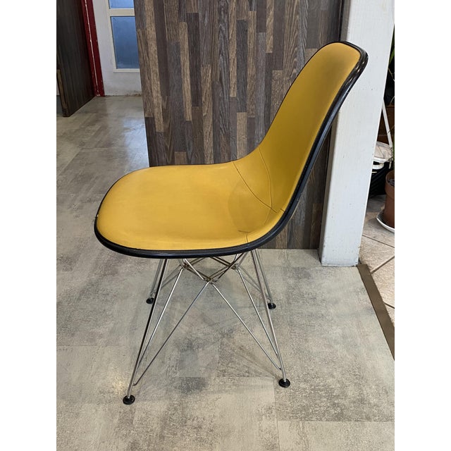 Vintage Yellow Vinyl-Covered Fiberglass Chair by Charles and Ray Eames for Herman Miller, 1950s For Sale - Image 15 of 18