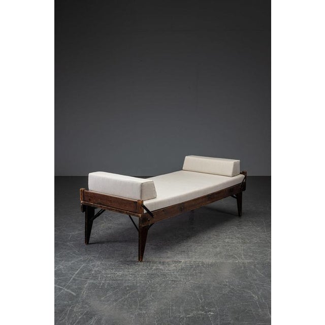 Modernist Daybed, Netherlands, 1950s For Sale - Image 13 of 13