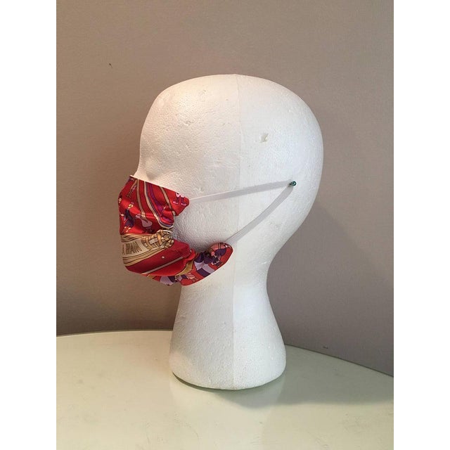 Hermes Vintage Handmade Donner La Main Silk Scarf Surgical Face Mask For Sale In Philadelphia - Image 6 of 7
