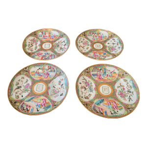Antique Chinese Porcelain 200 Years Old Set of Plates