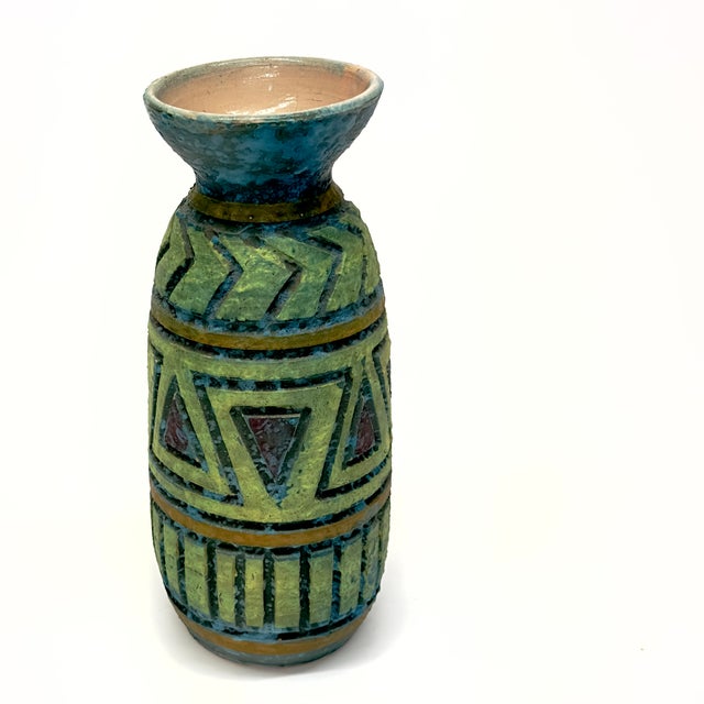 Quintessential MCM Italian Pottery Curation Attributed to Aldo Londi for Bitossi - Group of 3 For Sale - Image 9 of 15