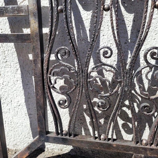 Art Deco Wrought Iron Gates attributed to Edouard Schenck, 20th Century, Set of 4 For Sale - Image 6 of 18