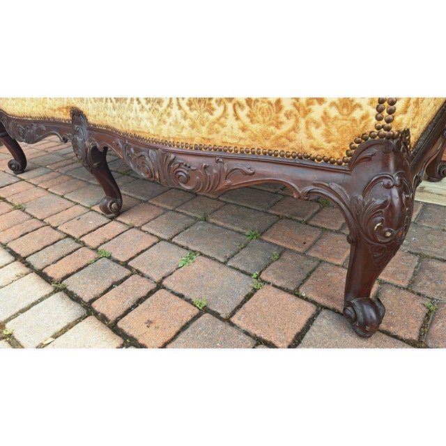 Louis XV English Sofa in Mahogany & Upholstery, 1800s For Sale - Image 4 of 8
