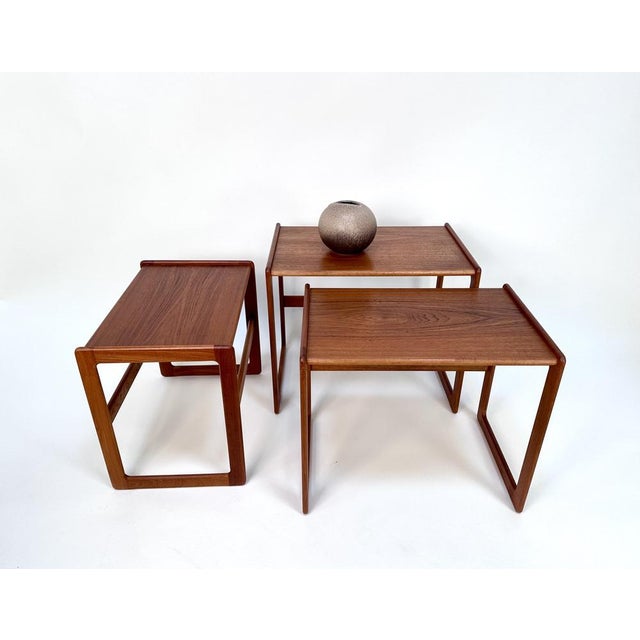 Nesting Tables in Teak by Arne Hovmand-Olsen for Mogens Kold, Denmark, 1960s, Set of 3 For Sale - Image 10 of 18